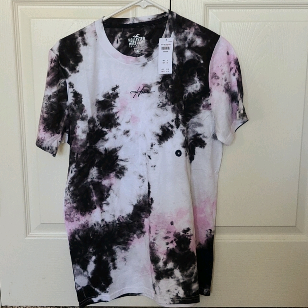 Hollister Men's Crew Neck Shirt